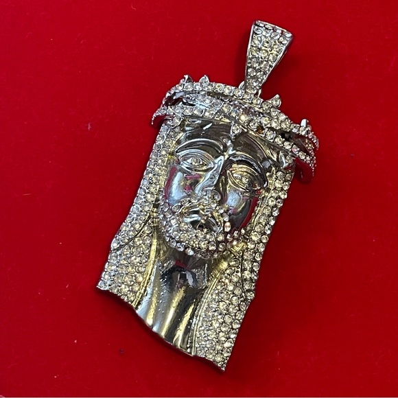 Large Jesus Pendant and crosses with simulated diamonds. More to be added. - Picture 6 of 12